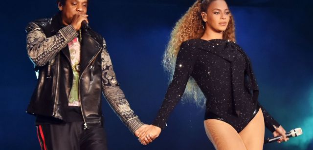 VIDEO Fanii lui Beyonce în delir după ce artista i-a lăsat să creadă că e însărcinată cu cel de-al 4-lea copil