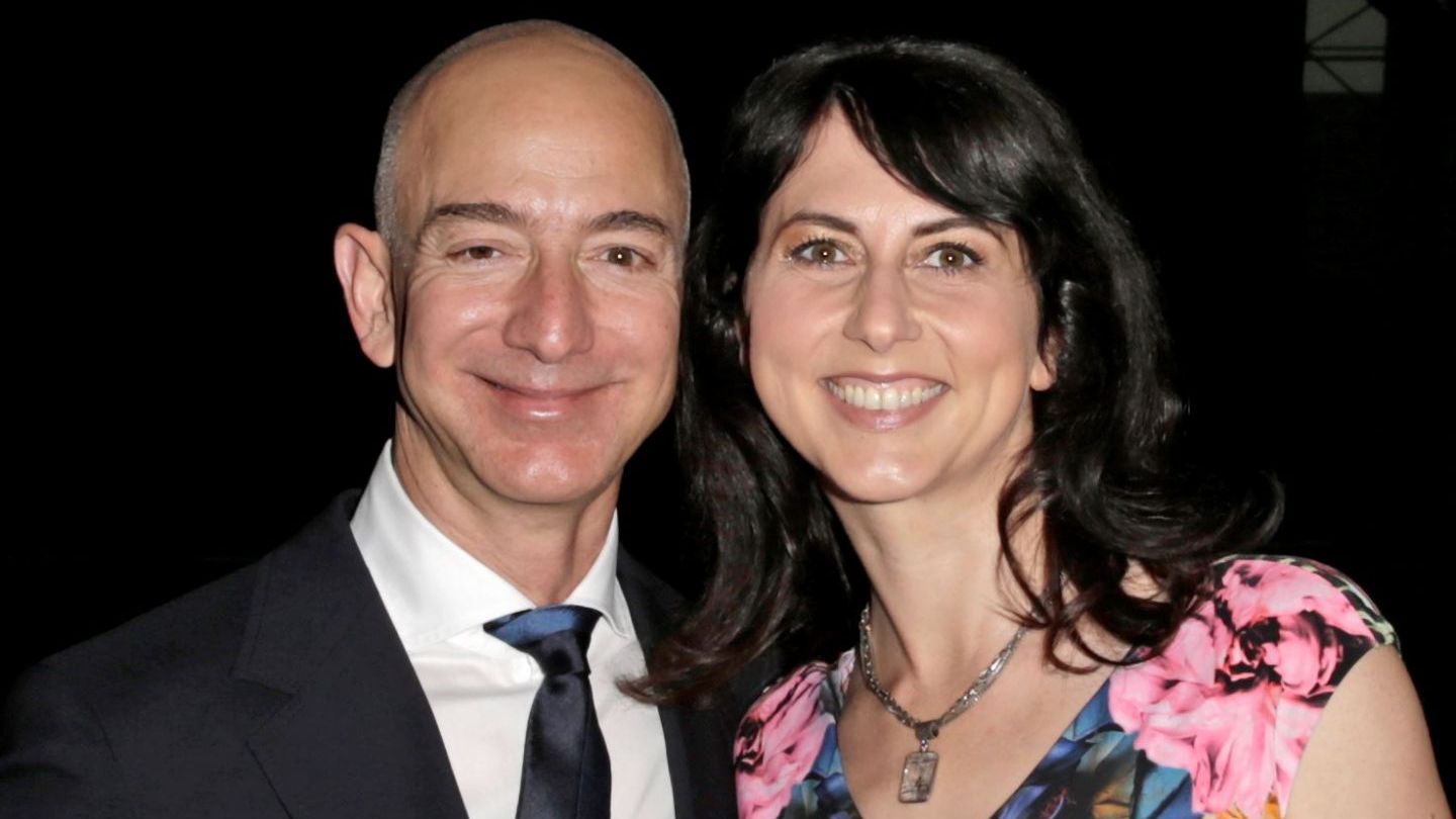 Motivul pentru care divorțează Jeff Bezos, cel mai bogat om din lume