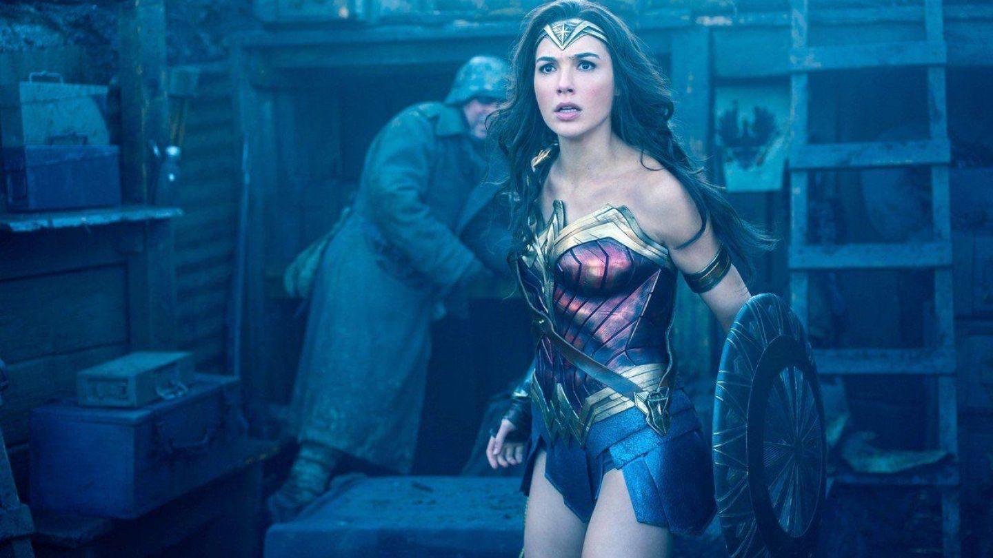 Pro Tv Wonder Woman 2 Cum Arată Noul Costum De Supereroină Al