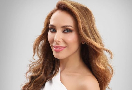 Pro Tv Iulia Vantur Un Fel De Jennifer Lopez De Bollywood Cum A ApÄrut Romanca Pe ScenÄ In FaÈa A Sute De Oameni Iulia vantur 2021 estatura (altura): iulia vantur un fel de jennifer lopez