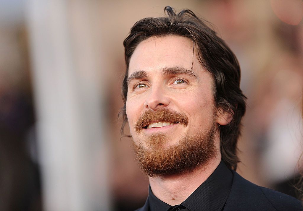 PRO TV - Christian Bale, într-o zi normală a vieții sale. Cum a ...