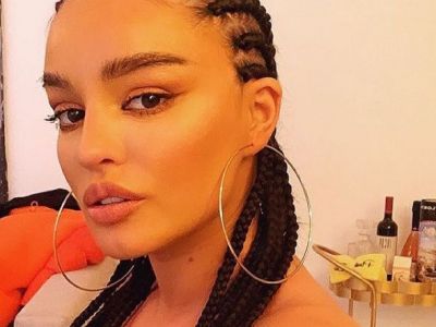 Pro Tv Iubita Lui Dorian Popa Incendiară La Masaj Reacția Ei După Ce Imaginile Au Fost Postate Pe Instagram