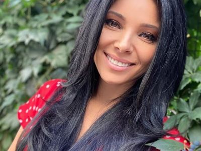 Pro Tv Corina Caragea Fotografii Superbe Din Vacanță Bdquo Ești Regina Frumuseții Cum Arată In Costum De Baie