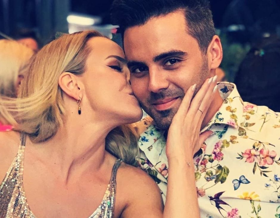 Pro Tv Sandra Izbașa Prima Poză Pe Instagram Cu Iubitul Ei Actorul Răzvan Bănică