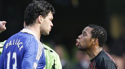 <span style="color: rgb(255, 0, 0);">Barcelona si Real isi impart transferurile: </span>Mourinho il ia pe Ballack, Robinho vrea pe Nou Camp!