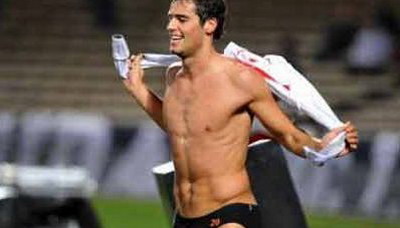 Gourcuff, cel mai bun jucator francez al anului! Vezi topul: