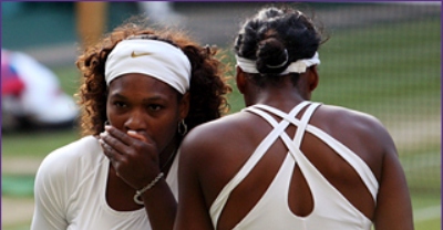 Surorile Williams, campioane la Wimbledon la dublu!