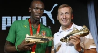 <span style="color: #f00">BOLT,</span> ingropat in bani pentru ca alearga ca puma! Vezi cat va castiga in trei ani!