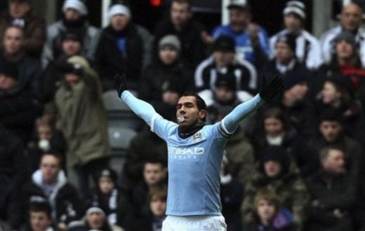 VIDEO / Tevez, renascut! Dubla de senzatie cu Newcastle!