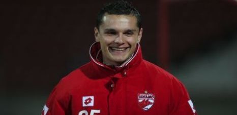 Andone face cea mai importanta mutare a iernii: Vlad Munteanu <span style="color: rgb(255, 0, 0);">s-a inteles</span> cu Dinamo!