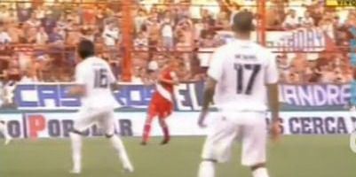 Ce combinatie! Un atacant cu nume de stelist a reusit <span style="color: rgb(255, 0, 0);">schema lui Cristiano Ronaldo</span> pe stadionul Diego Armando Maradona! VIDEO