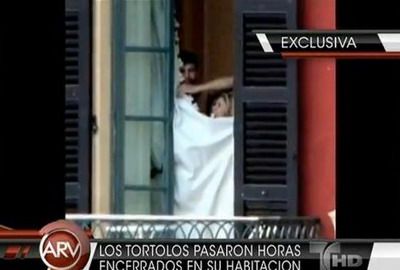 VIDEO / Shakira si Pique, in lenjerie intima in Italia! Vezi cat au dat pe noapte pe cazare:
