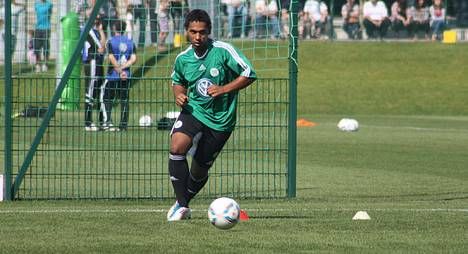 FOTO! EVADAT de la Gaz Metan, <span style="color: rgb(255, 0, 0);">Eric a facut primul antrenament cu Wolfsburg!</span> Ce zic nemtii de el