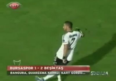 <span style="color:#f00;">VIDEO</span>: Omul descoperit de Boloni deodata cu Cristiano Ronaldo s-a facut de ras! A incercat o <span style="color:#f00;">RABONA </span>si a fost eliminat dupa ce a calcat pe minge!