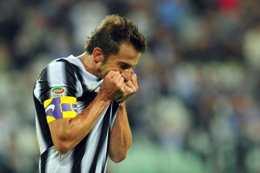 <span style="color:#f00;">Geniul nu moare niciodata!</span> Del Piero a facut <span style="color:#f00;">SHOW</span>, Juventus a distrus-o cu 7-1 pe fosta echipa a lui Olaroiu si Radoi! <span style="color:#f00;">VIDEO!</span>