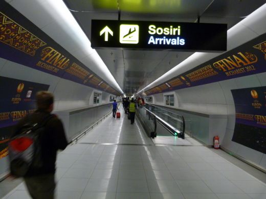 Spaniolii sunt indignati: aeroportul <span style="color:#f00;">Otopeni nu face fata avioanelor</span> care trebuie sa aterizeze in Romania! Zborurile au fost date peste cap!!!