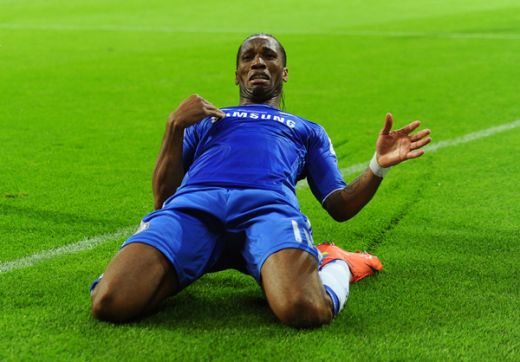 <span style="color:#f00;">"Drogba, DUSMAN pe viata!" </span>Eroul lui Chelsea a facut o natiune intreaga sa planga! Ce scriu ziarele despre<span style="color:#f00;"> omul care a paralizat-o pe Bayern si a dus-o pe Chelsea in Rai:</span>