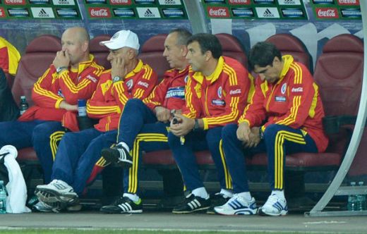 <span style="color:#f00;">Piti, pus la zid dupa meciul cu Andorra! </span>"Cu o astfel de mentalitate nu ai ce cauta la nationala!" Atacul<span style="color:#f00;"> DUR</span> la selectioner: