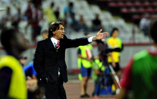 La Dinamo NU e liniste nici dupa victorii! "<span style="color:#f00;">Bonetti ar trebui sa nu ia prima de joc, </span>sa se traga o LINIE in dreptul lui!" Vezi<span style="color:#f00;"> cine il face de ras</span> pe antrenor: