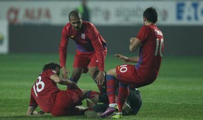 "<span style="color:#f00;">Steaua? Pe cine sa vreau de la Steaua?</span> Nu vine nimeni!" Dorinel e DISPERAT la Dinamo dar nu accepta jucatori de la rivala: "Suntem intr-o situatie DRAMATICA"