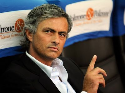 Mourinho, <span style="color:#f00;">aroganta SUPREMA pentru Messi si Iniesta:</span> "Am alte lucruri mai bune de facut, decat sa-i vad pe ei" Motivul pentru care <span style="color:#f00;">nu participa la cel mai important eveniment al anului