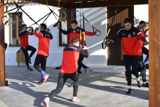 <span style="color:#f00;">Steaua pregateste un nou transfer pana diseara:</span> "M-a sunat Gigi, a zis ca il doreste! Reghe il vrea si el!" <span style="color:#f00;">Anuntul facut de Meme: </span>
