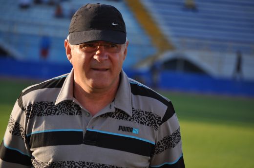 <span style="color:#f00;">HAOS in Liga 1! </span>Un antrenor a luat la bataie ofiterul de presa si a amenintat un jurnalist:<span style="color:#f00;"> "Nu mai SUPORT!" </span>La conferinta de presa si-a anuntat plecarea!