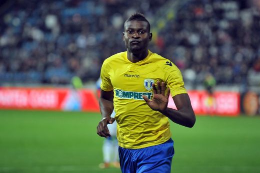 Bokila, aproape de Steaua! <span style="color:#f00;">Becali a aflat pretul CORECT pentru atacant, dar acum are alta problema: </span>"Nu-mi place cum e tuns, nu accept asa ceva!"