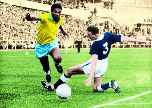 <span style="color:#f00;">Un 'handicapat' a fost mai bun ca PELE!</span> Povestea lui Garrincha, magicianul betiv al fotbalului, si a celor<span style="color:#f00;"> 3 minute care au schimbat totul </span>VIDEO