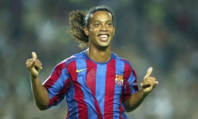 
	10 ani de la momentul care a schimbat-o pe FC Barcelona! ZEUL Ronaldinho a inventat fotbalul cu zambetul pe buze! Cifrele si imaginile care il fac UNIC: VIDEO
