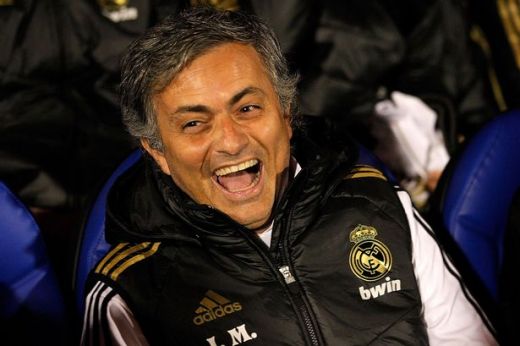 Mourinho, facut <span style="color:#f00;">PRAF</span> de Jeremy Clarkson! <span style="color:#f00;">Replica GENIALA pentru antrenorul lui Chelsea!</span> De ce a marcat Basel: