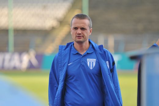 Doar 4 etape a rezistat! <span style="color:#f00;">Olguta l-a dat afara pe Lincar!</span> Stanga, noul antrenor al CSU Craiova!