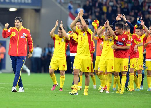 <span style="color:#f00;">4 le dam! Cotele GENIALE la pariuri pentru un scor mare cu Grecia!</span> Suntem favoriti sa marcam cel putin un gol! <span style="color:#f00;">Cati bani poti castiga:</span>