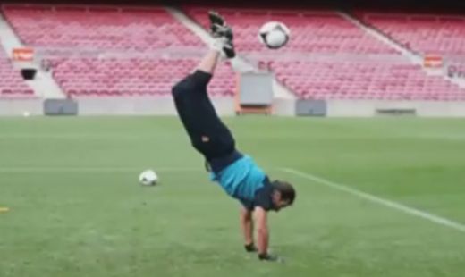 E ultimul om de la Barca la care te asteptai la asa ceva! <span style="color:#f00;">Ce jucator executa un SCORPION KICK perfect:</span> VIDEO