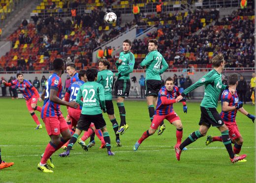 Felgueiras <span style="color:#f00;">RADE </span>de Steaua: <span style="color:#f00;">"Nu s-au gandit bine la ce ii asteapta in UCL!"</span> Ce spune dupa egalul rivalilor cu Schalke: