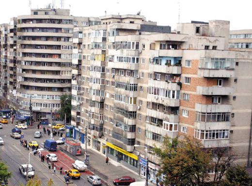 Doar două cartiere din Bucureşti mai au preţuri de peste 100.000 € la trei camere