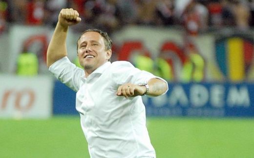 <span style="color:#f00;">Pustiul SPECTACOL vrea sa o distruga pe Steaua!</span> "N-am stiut noi sa negociem!" <span style="color:#f00;">Mutarea geniala in Liga 1:</span>
