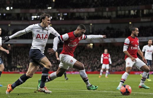 <span style="color:#f00;">Chiriches a ramas in topul jucatorilor lui Tottenham!</span> Sherwood i-a imbunatatit jocul! Topul jucatorilor lui Spurs: