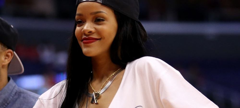 Rihanna, aparitie sexy la un meci din playoff-ul NBA: <span style="color:#f00;">"Incerca sa le distraga atentia jucatorilor!"</span> Rezultatele din playoff