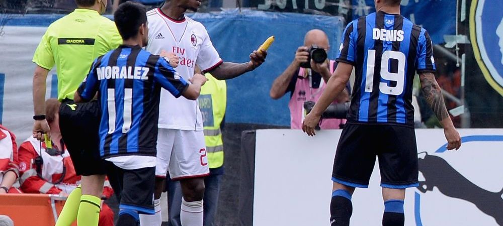 INACCEPTABIL!<span style="color:#f00;"> La Atalanta - Milan a fost o tentativa de omor pe teren! </span>Ce au aruncat fanii Atalantei pe gazon! <span style="color:#f00;">Imagini SOCANTE!</span>