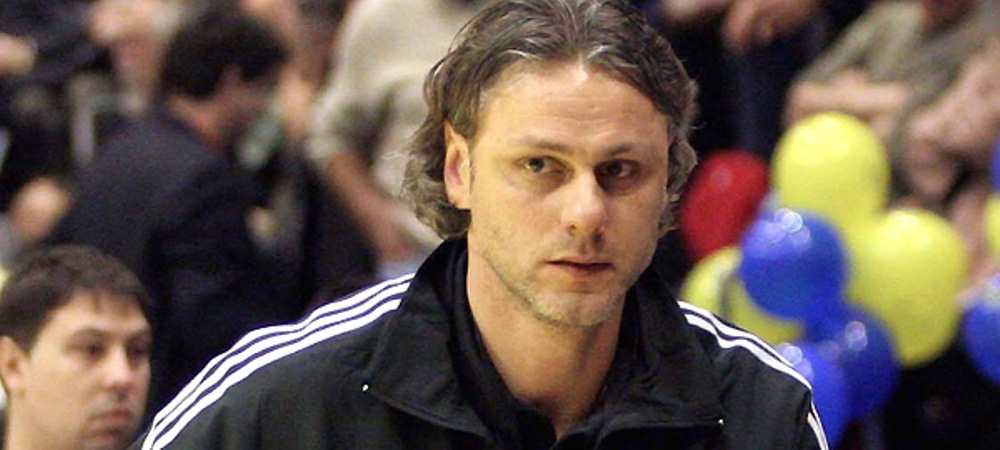 Un francez e noul selectioner al nationalei masculine de handbal.<span style="color:#f00;"> Cate meciuri va sta SIGUR pe banca</span>