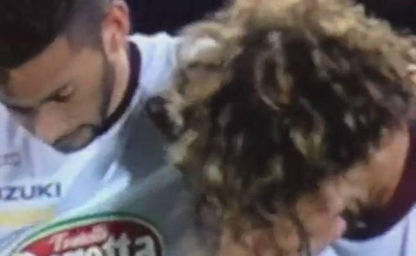<span style="color:#f00;">DRAMA in minutul 94!</span> A ratat un penalty cat o participare in Europa, apoi a inceput <span style="color:#f00;">sa PLANGA in hohote pe gazon! VIDEO</span>