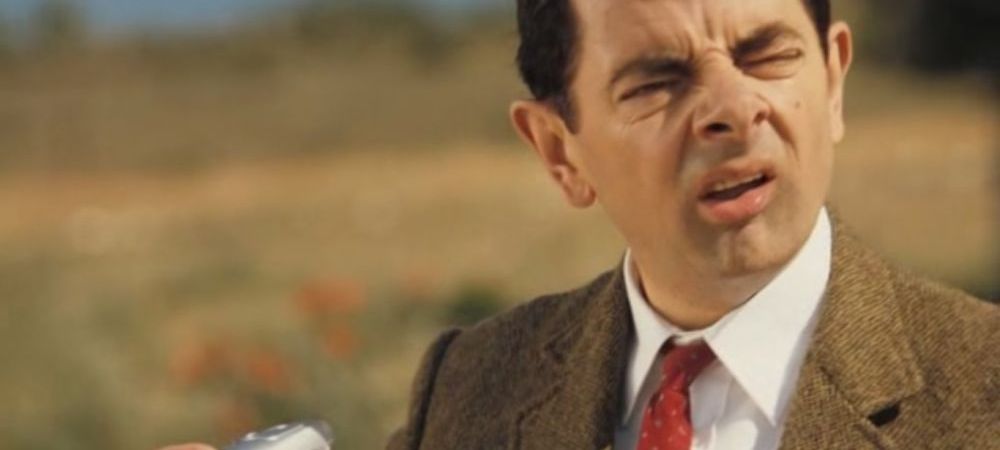 Un McLaren F1, implicat intr-un accident groaznic. Cum a fost surprins Rowan Atkinson de politisti