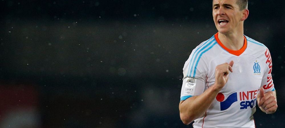 <span style="color:#f00;">Joey Barton recidiveaza! :))</span> Omul care provoaca un scandal pe saptamana si-a pus toata Anglia in cap: <span style="color:#f00;">"Sunteti ca o femeie urata" </span>