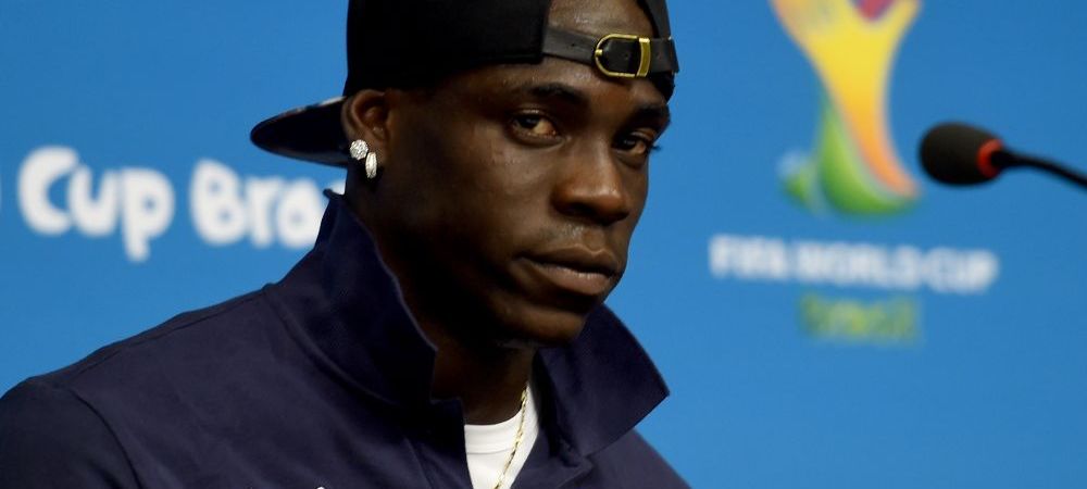 SUPER FOTO |<span style="color:#f00;"> Balotelli a facut deja prima nebunie in Anglia! </span>Si-a cheltuit salariul pe un an intr-o secunda! <span style="color:#f00;">Cum arata vila sa:</span>