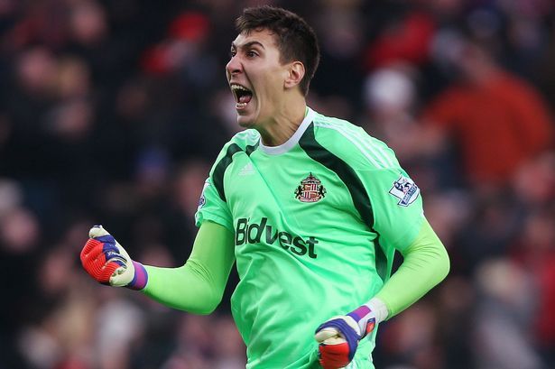 <span style="color:#f00;">TREI </span>meciuri de foc pentru Pantilimon!<span style="color:#f00;"> Fanii lui Sunderland il cer pe roman in teren.</span> Ce mesaj le-a transmis