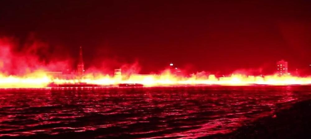 <span style="color:#f00;">Imaginile anului in fotbal! </span>Atmosfera incendiara facuta de fanii Fortunei Dusseldorf, la 120 de ani de la infiitarea clubului