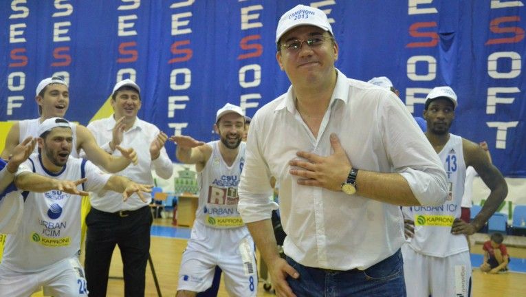 Unul dintre cei mai titrati antrenori din Romania lupta cu o boala crunta: a scapat din razboi, spera sa supravietuiasca si acum