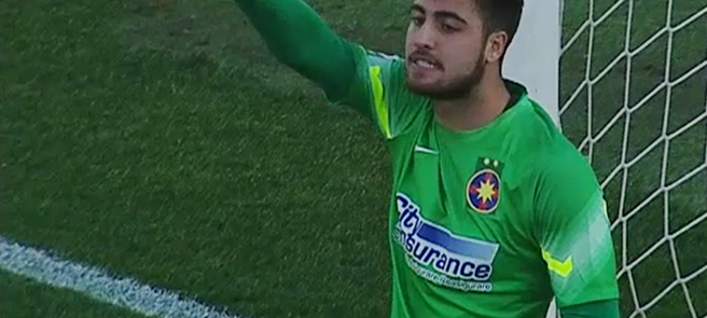 <span style="color:#f00;">Duckadam:</span> "Cojocaru a gresit la gol, sa faca cumva sa vada mingea!<span style="color:#f00;"> Nici eu nu vad sa citesc, dar mi-am luat ochelari" :)</span>