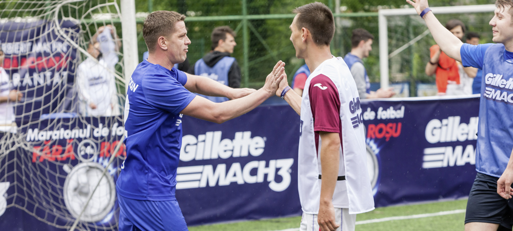 (P) <span style="color:#f00;">Stoican, Stelea, Prodan si Falemi sunt gata pentru maratonul de la Craiova.</span> Inscrie-te si tu la 24h de fotbal fara <span style="color:#f00;">ROSU</span>